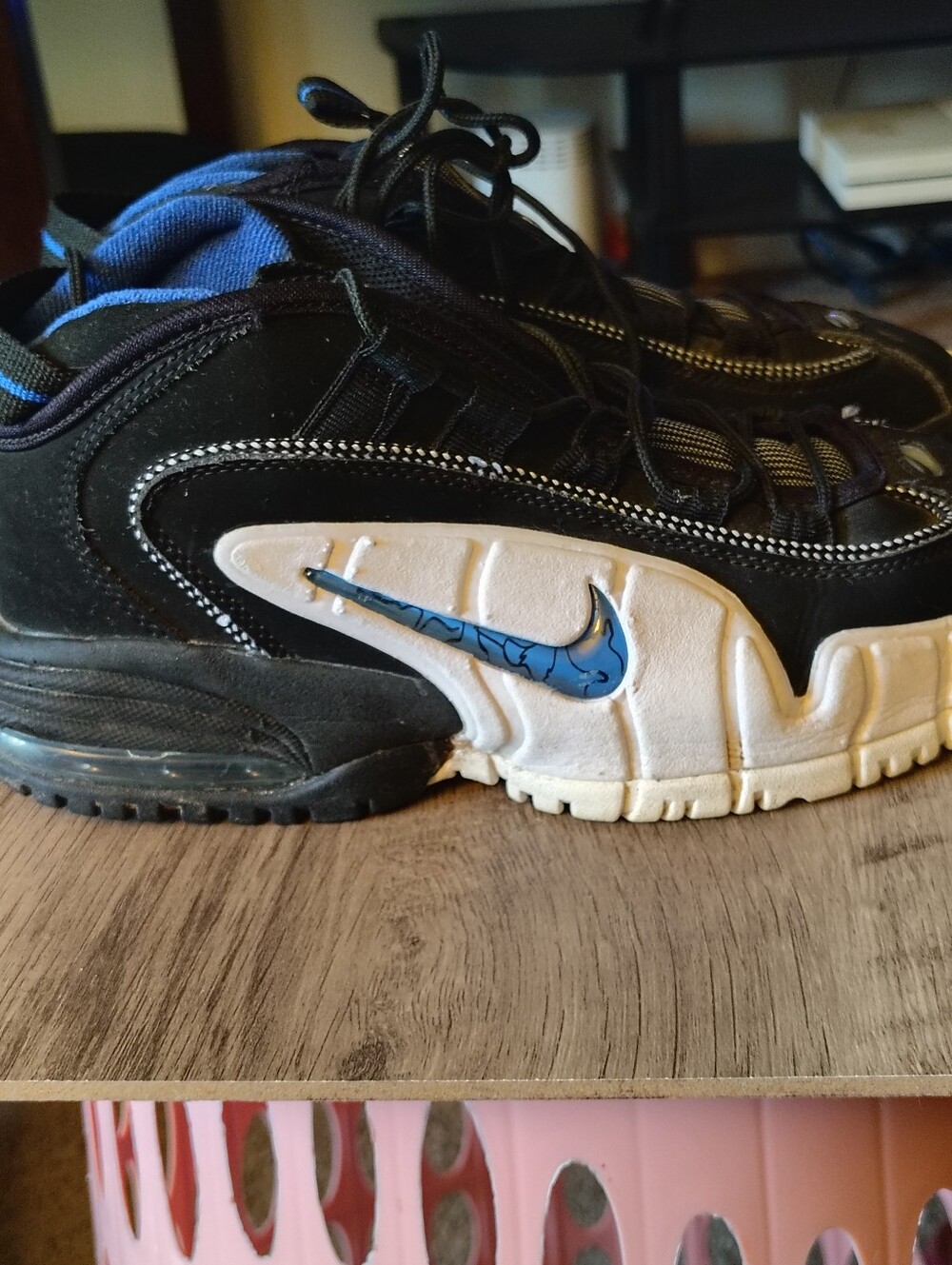 Nike Black and Blue Low-Top Sneakers